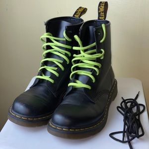 Dr. Martens (Docs) 1460 8-eye boot size: 10 L/9 M